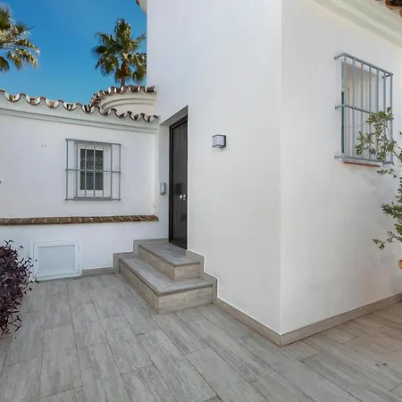 Casa Marissa, Contemporary 4 Bed In Puerto Banus
