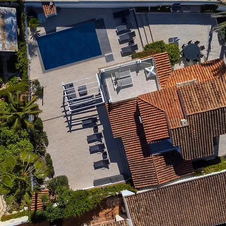 Casa Marissa, Contemporary 4 Bed In Puerto Banus Villa *