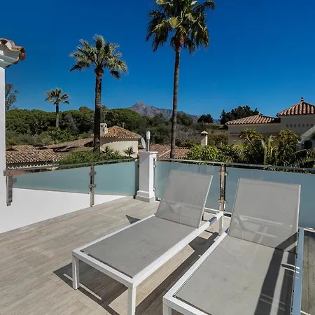 Villa Casa Marissa, Contemporary 4 Bed In Puerto Banus Marbella