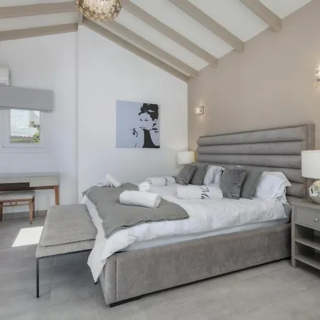 Casa Marissa, Contemporary 4 Bed In Puerto Banus Marbella